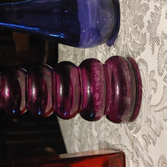 2/$20 4 Miniature Vases - Picture 3 of 7